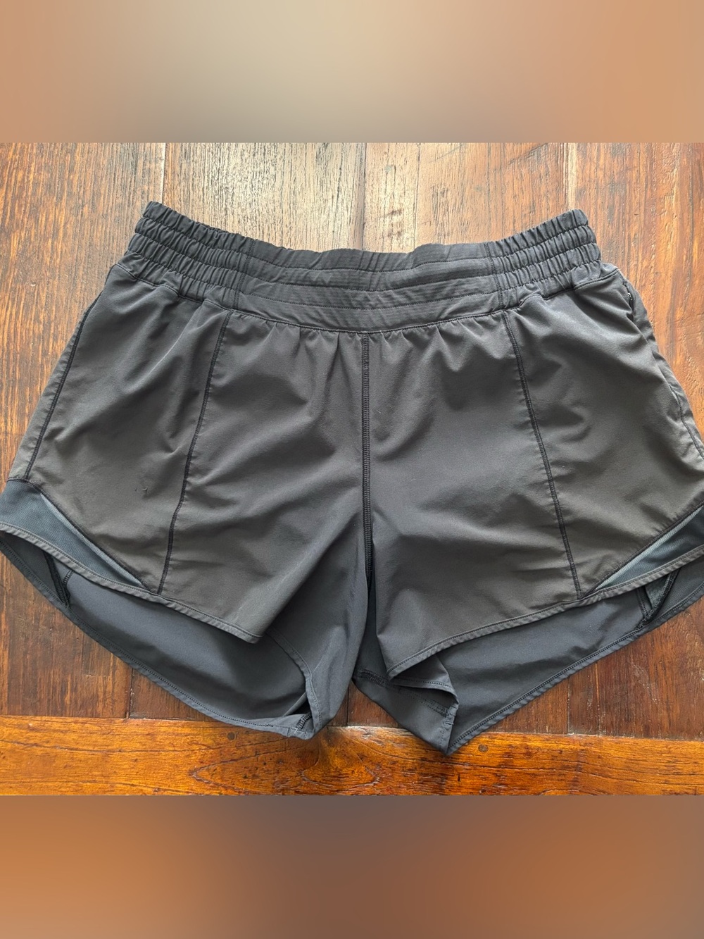 Lululemon Black HR 4” Hotty Hot Shorts